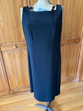 Sleeveless black silk dress